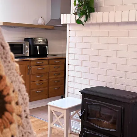 Centre Treehouse With Backyard - Two Bedroom * 斯塔万格