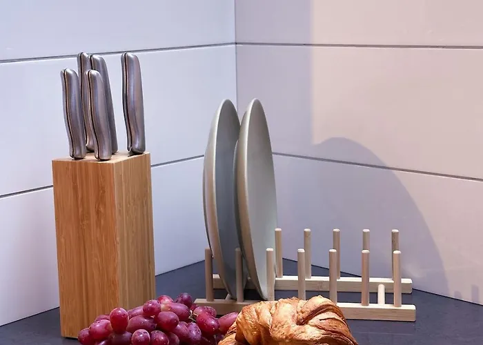 Centre Treehouse With Backyard - Two Bedroom Appartamento Stavanger